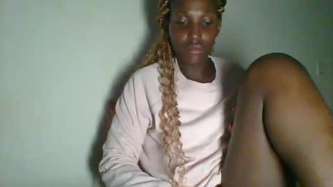 clara online show from January 28, 2025, 6:49 pm