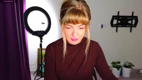 Snapshot of _comefeelme_ chatting on January 15, 2026, 6:51 am D online show from January 15, 2026, 6:51 am