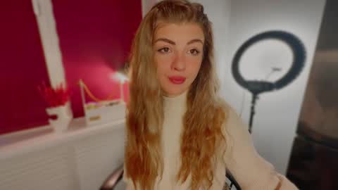 Snapshot of _comefeelme_ chatting on February 17, 2026, 3:14 am D online show from February 17, 2026, 3:14 am