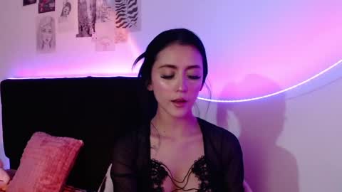 Snapshot of _coraliinee_ chatting on February 13, 2025, 5:26 am Coraline online show from February 13, 2025, 5:26 am