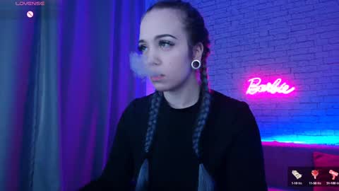 Snapshot of _crazybee_ chatting on December 6, 2024, 5:31 am Nica online show from December 6, 2024, 5:31 am