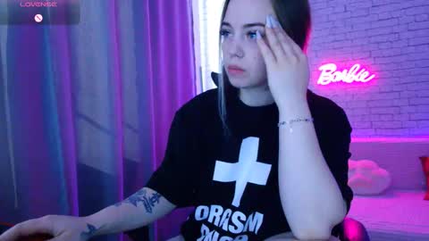 Snapshot of _crazybee_ chatting on September 26, 2025, 5:44 am Nica online show from September 26, 2025, 5:44 am