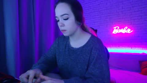 Snapshot of _crazybee_ chatting on November 29, 2025, 10:07 am Nica online show from November 29, 2025, 10:07 am