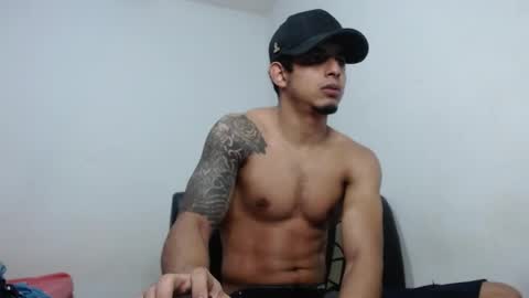  crissgex  online show from June 7, 2026, 2:27 am
