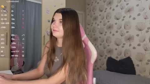 Snapshot of _cute_ice chatting on October 13, 2025, 6:13 am _cute_ice online show from October 13, 2025, 6:13 am