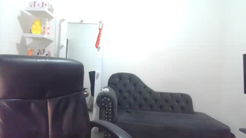 Snapshot of _cute_katy_ chatting on December 10, 2024, 6:33 am Katherine Shedule 10pm -4 am Colombia hour online show from December 10, 2024, 6:33 am