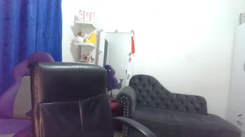 Snapshot of _cute_katy_ chatting on February 5, 2025, 6:13 am Katherine Shedule 10pm -4 am Colombia hour online show from February 5, 2025, 6:13 am