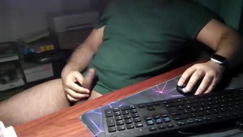 Snapshot of _daddypimp chatting on February 20, 2026, 12:40 am Paul online show from February 20, 2026, 12:40 am