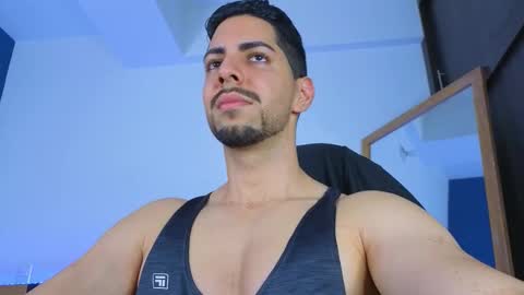 Snapshot of _davidwolf chatting on January 8, 2026, 12:57 am David online show from January 8, 2026, 12:57 am