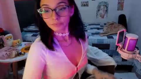 Snapshot of _dayanne_ chatting on December 6, 2024, 1:51 am Pao online show from December 6, 2024, 1:51 am