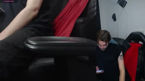 Snapshot of _delacruz911_ chatting on December 21, 2025, 12:51 am delacruz online show from December 21, 2025, 12:51 am