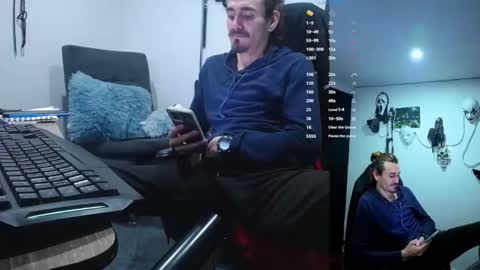 Snapshot of _delacruz911_ chatting on January 8, 2026, 2:03 am delacruz online show from January 8, 2026, 2:03 am