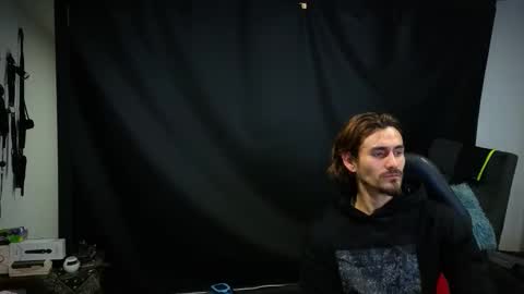 Snapshot of _delacruz911_ chatting on February 10, 2026, 2:04 am delacruz online show from February 10, 2026, 2:04 am