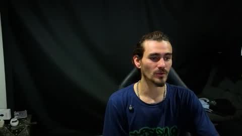 Snapshot of _delacruz911_ chatting on February 13, 2026, 10:39 pm delacruz online show from February 13, 2026, 10:39 pm