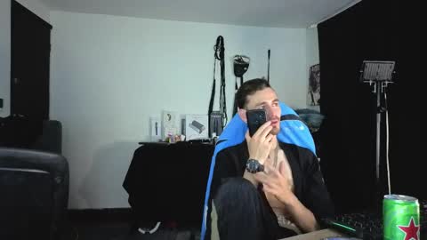 Snapshot of _delacruz911_ chatting on March 26, 2026, 11:43 pm delacruz online show from March 26, 2026, 11:43 pm
