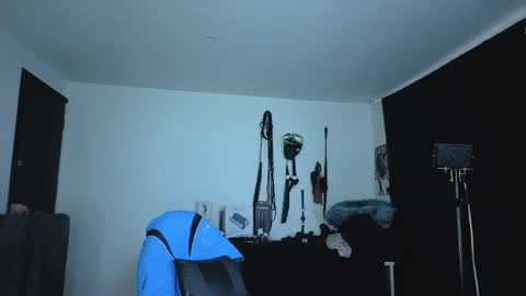 Snapshot of _delacruz911_ chatting on March 27, 2026, 11:21 am delacruz online show from March 27, 2026, 11:21 am