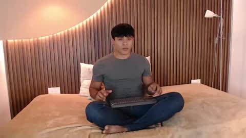 _demon1 online show from February 5, 2026, 3:33 am