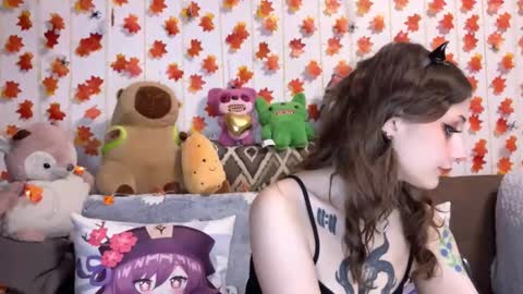 Kate online show from September 15, 2025, 5:46 pm