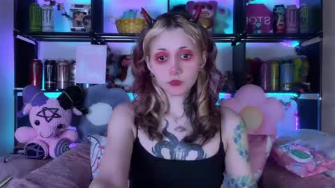 Kate online show from May 28, 2026, 6:27 pm