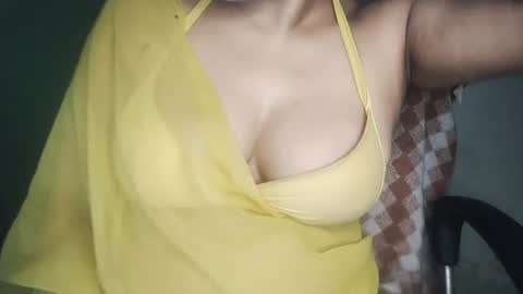 _dreamgirl_0 online show from June 10, 2026, 11:46 pm