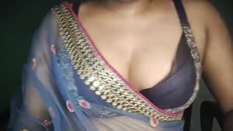 _dreamgirl_0 online show from June 21, 2026, 11:35 am
