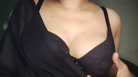 _dreamgirl_0 online show from June 27, 2026, 10:20 am