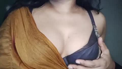 _dreamgirl_0 online show from July 13, 2026, 11:40 pm