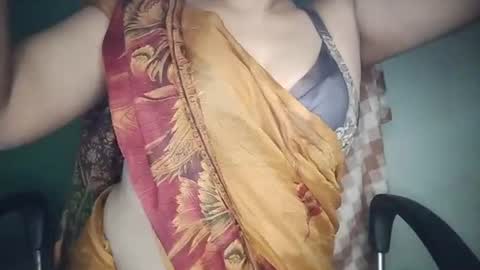 _dreamgirl_0 online show from July 14, 2026, 2:05 am