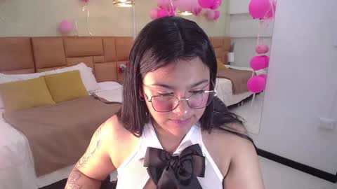 Snapshot of _dulcinea_1 chatting on February 8, 2025, 9:35 am Dulcinea online show from February 8, 2025, 9:35 am