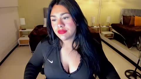 Snapshot of _dulcinea_1 chatting on September 17, 2025, 2:57 am Dulcinea online show from September 17, 2025, 2:57 am