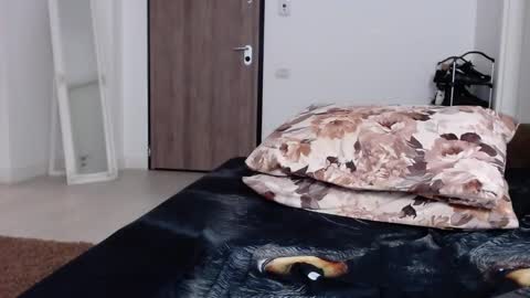 Dylan online show from January 3, 2025, 12:08 pm