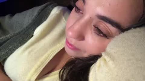  elena barra online show from November 27, 2025, 1:40 am