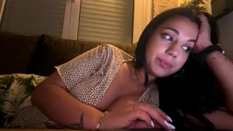 Snapshot of _elena_barra chatting on May 3, 2026, 9:21 pm elena barra online show from May 3, 2026, 9:21 pm