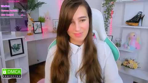 Snapshot of _eliizabeth__ chatting on October 18, 2025, 9:37 pm Lizzy online show from October 18, 2025, 9:37 pm