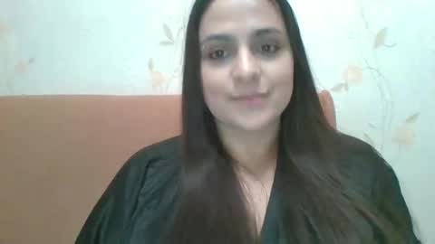 Eloiz online show from February 18, 2025, 6:58 pm
