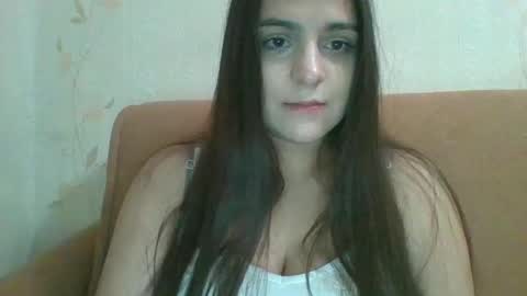 Eloiz online show from February 28, 2025, 8:07 pm
