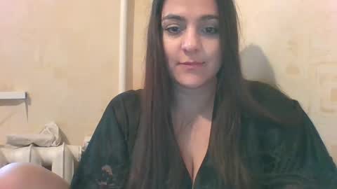Eloiz online show from March 10, 2025, 2:37 pm