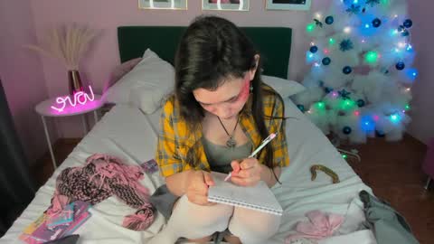 _emily__strike_ online show from December 29, 2024, 12:55 pm