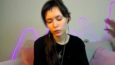 _emily__strike_ online show from February 11, 2025, 10:15 am