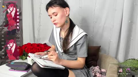 _emily__strike_ online show from February 23, 2025, 12:27 pm