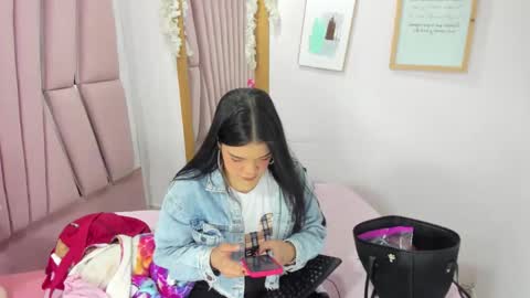 Snapshot of _emilysquirt chatting on May 11, 2026, 1:28 pm emily online show from May 11, 2026, 1:28 pm