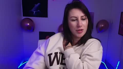 Emma online show from February 12, 2025, 4:22 pm