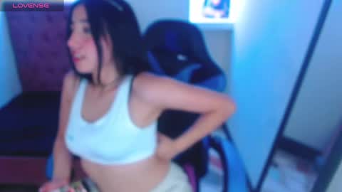 Emmaa Harper3 online show from February 6, 2025, 5:57 am