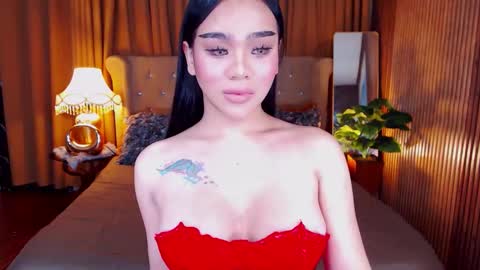 Snapshot of _empressvalerie_ chatting on January 7, 2026, 1:08 am _empressvalerie_ online show from January 7, 2026, 1:08 am