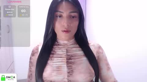  Erica Vanderhill  online show from October 26, 2025, 10:15 pm