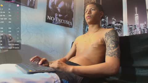 _erick_j online show from May 12, 2026, 8:17 pm