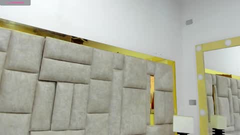 _eris_rose online show from November 29, 2025, 8:34 pm