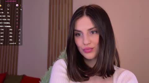 Snapshot of _esmeraldiyaa_ chatting on February 2, 2026, 6:06 pm _esmeraldiyaa_ online show from February 2, 2026, 6:06 pm