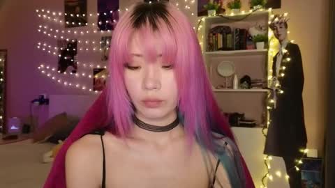 Snapshot of _eve____ chatting on March 1, 2026, 3:30 am EveEva online show from March 1, 2026, 3:30 am