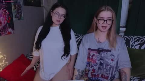 KENDALL  NATHAN MARRY  RYANPVT IS OPEN online show from December 18, 2025, 7:09 pm